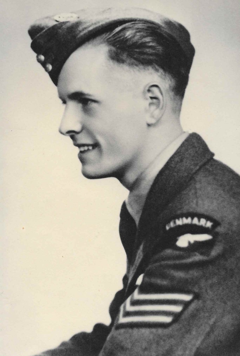 Erik Flohr Jacobsen in his Royal Air Force uniform and wearing the 'DENMARK' shoulder title. © The Jacobsen family collection