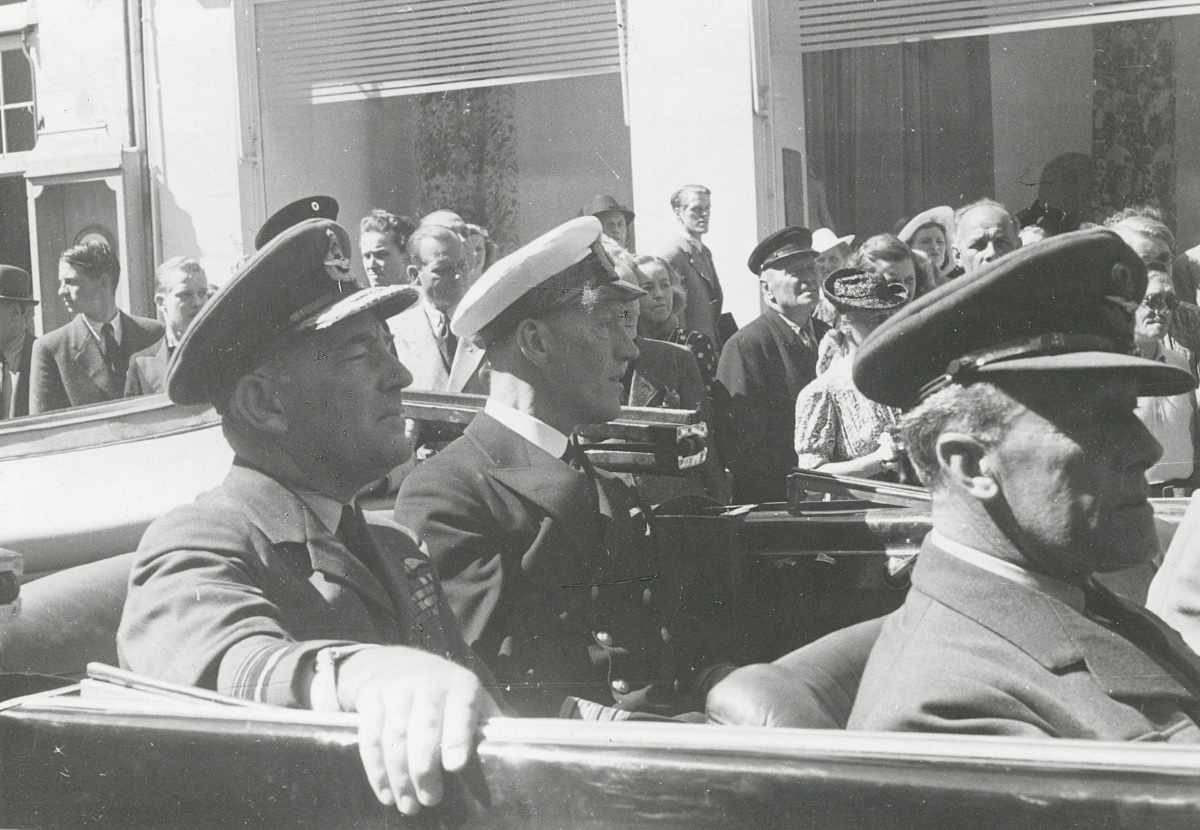 Air Marshal Sir Arthur Coningham, the C-in-C of the 2nd Tactical Air Force, and Prince Axel on their war to <i>Magasin du Nord</i> for the opening of the RAF Exhibition on 30 June 1945 (Museum of Danish Resistance)